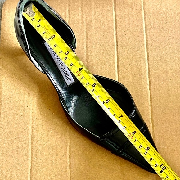 πΈ MANOLO BLAHNIK - Picture 5 of 13